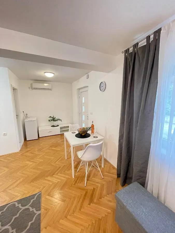 Apartment Maria Zadar